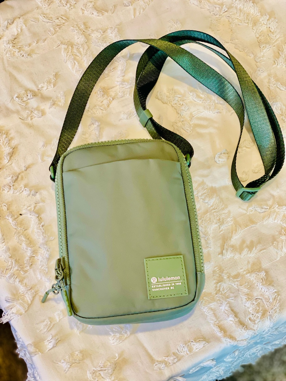 Like New!  lululemon athletica Sage Green Crossbody Pouch